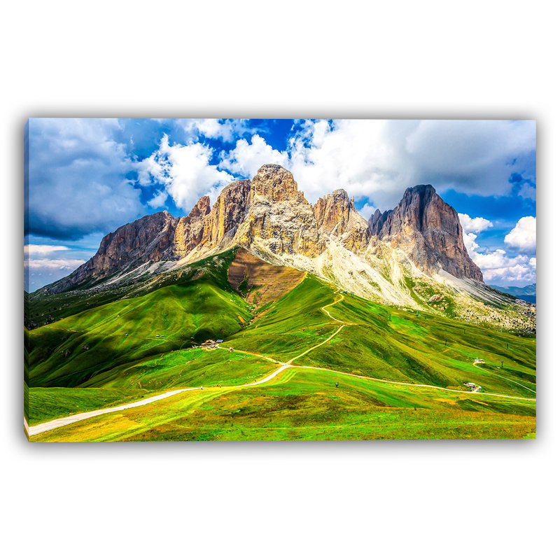 «Majestic Mountain Path», art mural sur toile tendue, H 30 po x l 40 po