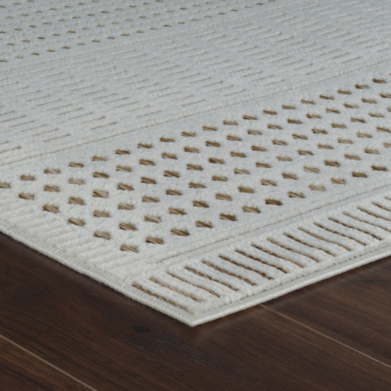 One-of-a-Kind Landsbaugh Area Rug with Non-Slip Backing, Rectangle 3'11" x 5'7"