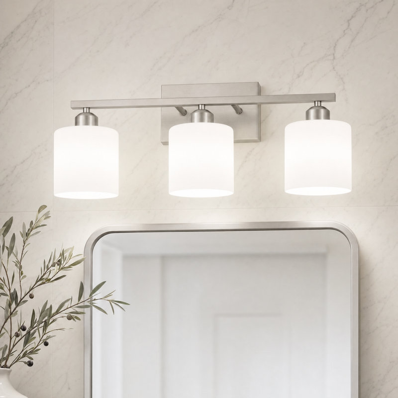Luminaire de meuble-lavabo 3 lumières 22 po avec abat-jour en verre opale 22 po, Nickel brossé