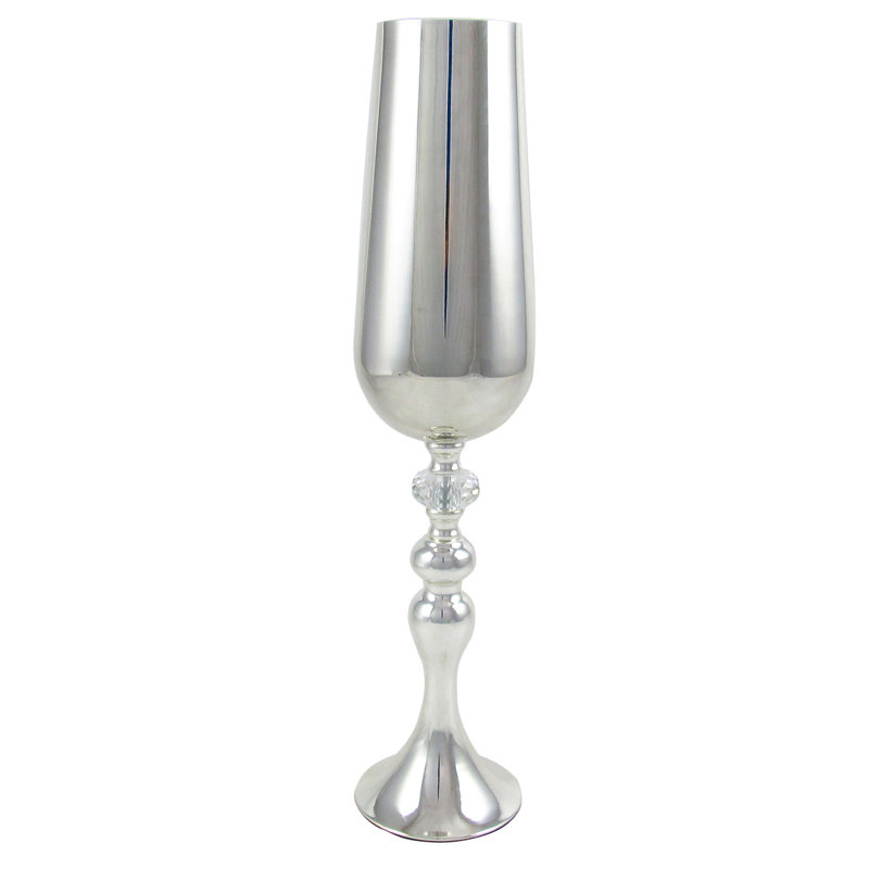 Vase de table en métal Ellett, H 19 po x l 4,25 po x P 4,25 po, Argent