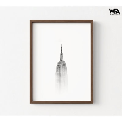 «NYC Fog» par Leah Straatsma, impression en noir et blanc de l'Empire State Building dans la jungle de béton, œuvre d'art de Manhattan à New York