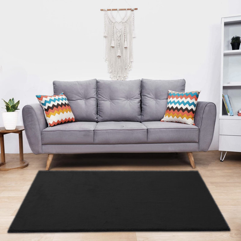 Daw Faux Fur Indoor Rug, Rectangle 6' x 9'