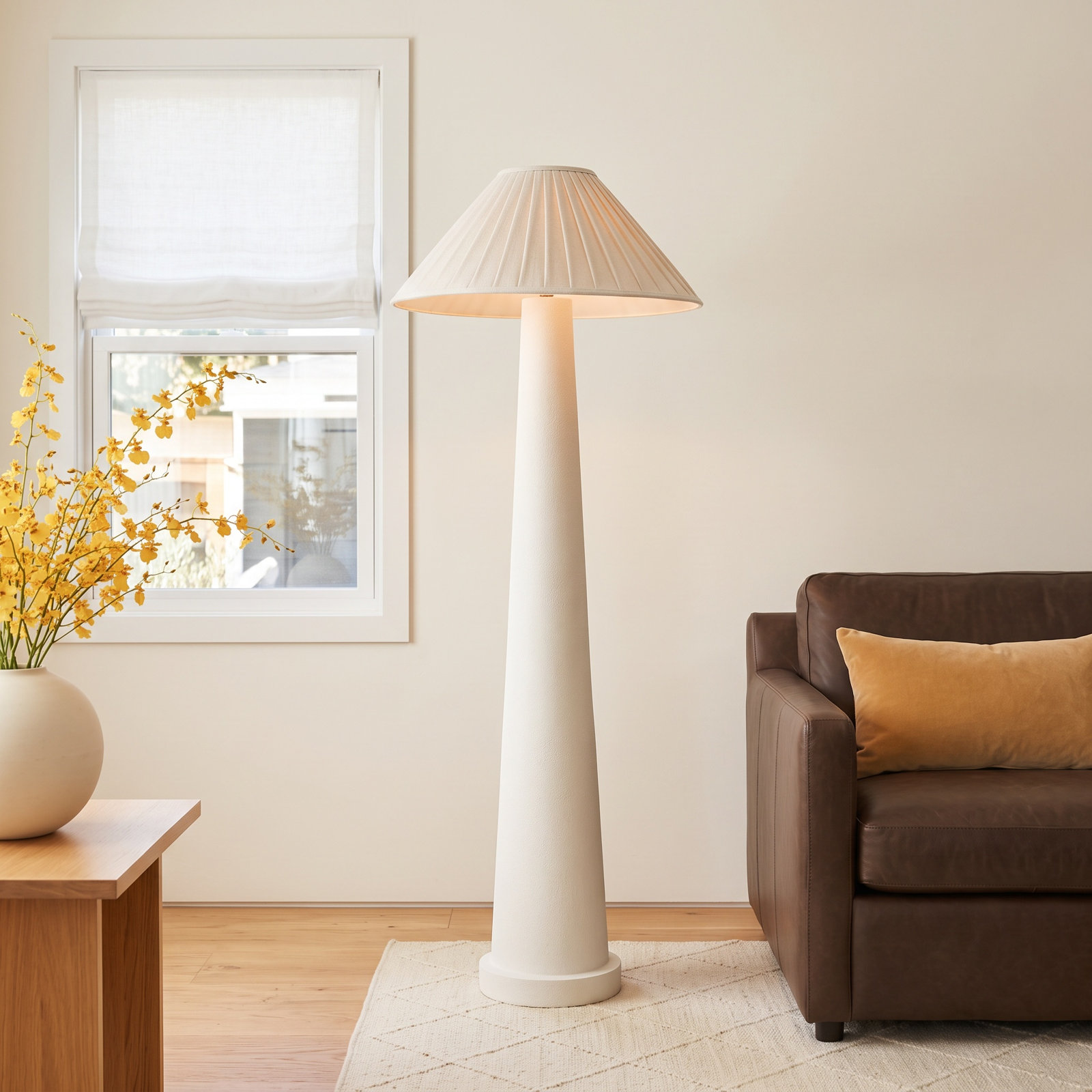 Buariki Floor Lamp