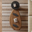 Table basse en bois manufacturé brun noisette + noir
