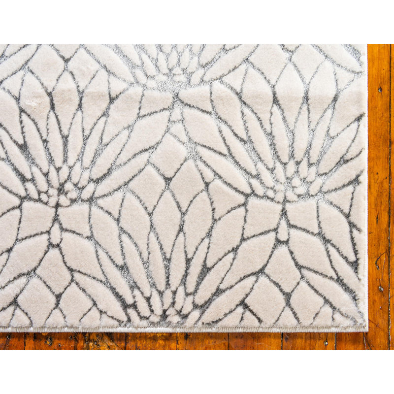 Alyciana Floral Indoor Rug, Rectangle 3'3" x 5'3"