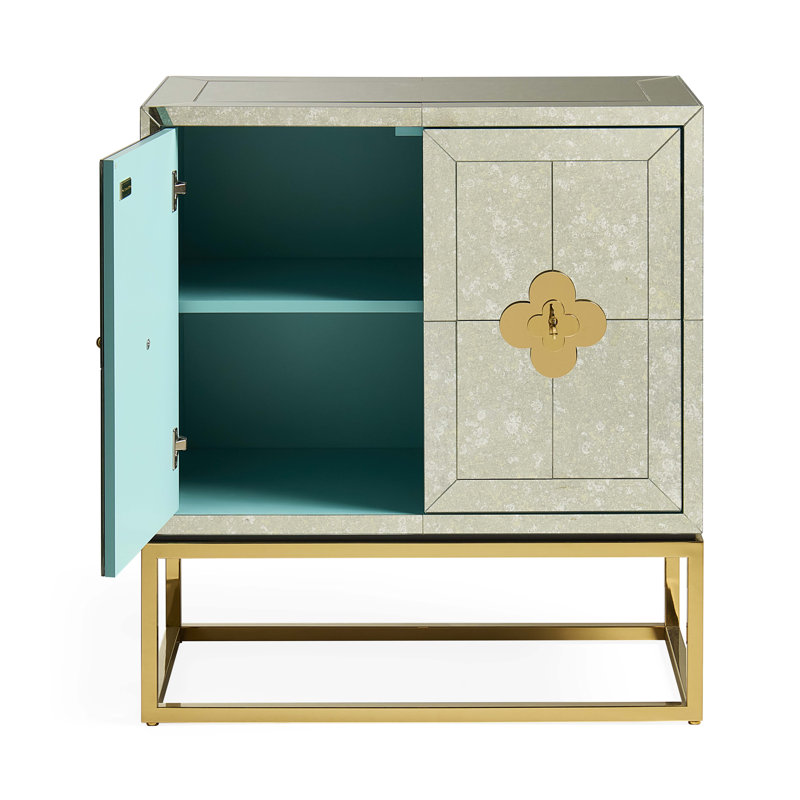 Delphine Cabinet
