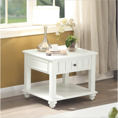 Table de bout blanche avec tablette inférieure