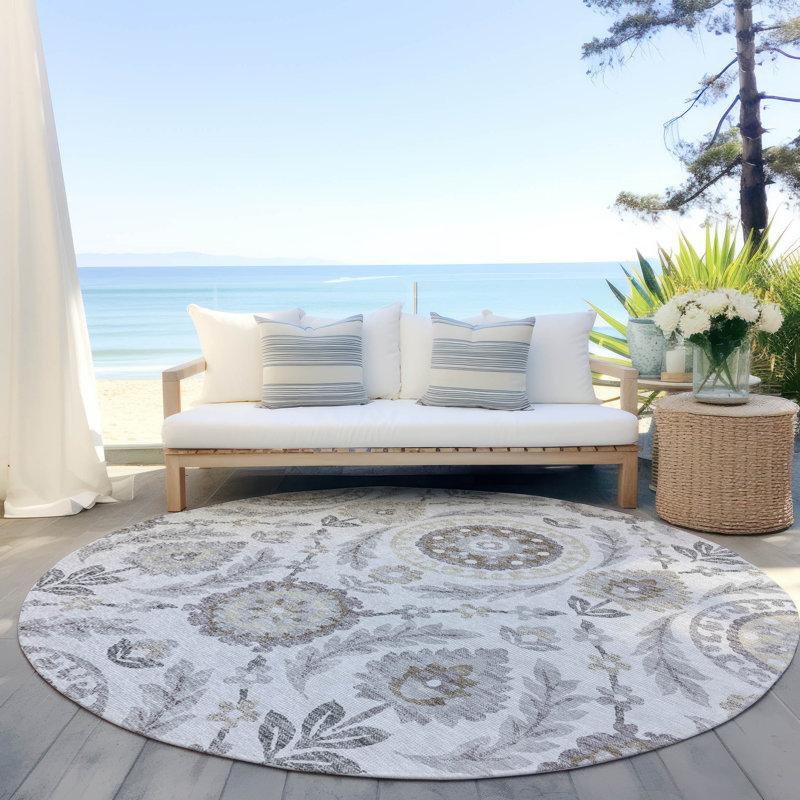 Mahaney Floral Indoor / Outdoor Rug, Round 8'