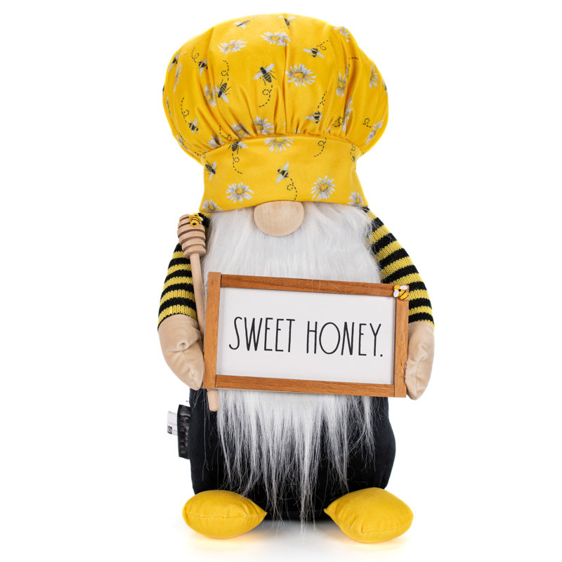 Figurines & Collectibles