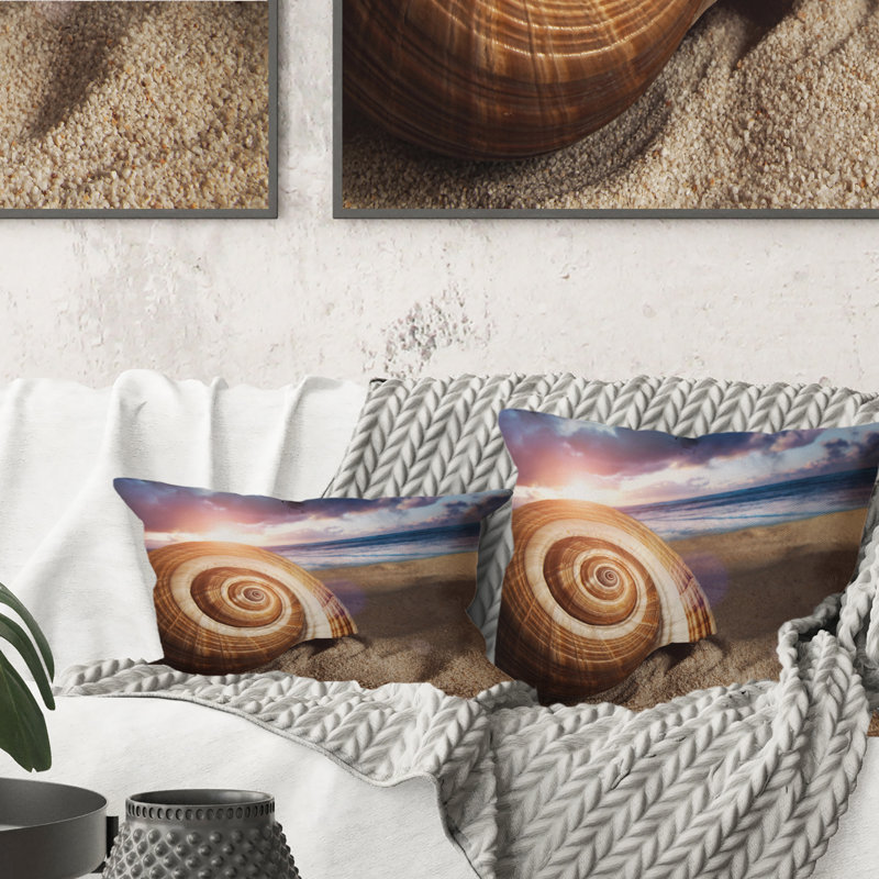 Coussin Large Seashell In The Sand I - 1