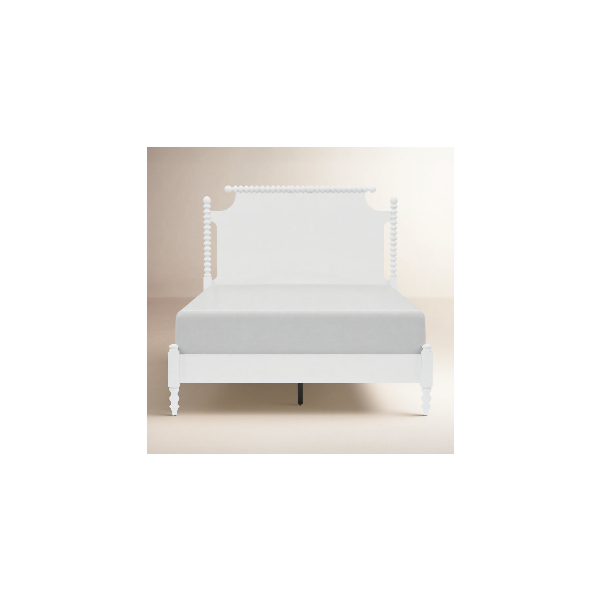 Nadette Spindle Bed, White, Queen