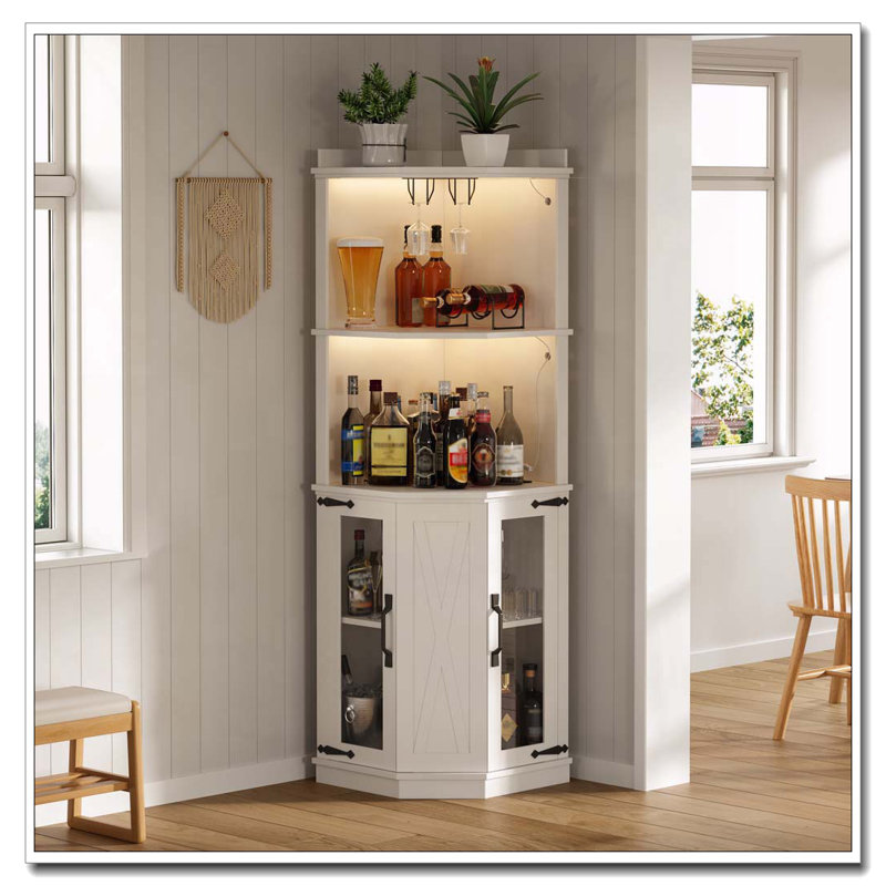 Armoire de bar 67,3 "avec prise de courant, armoire à vin de ferme avec tablettes réglables pour la maison, avec lumières et support en verre