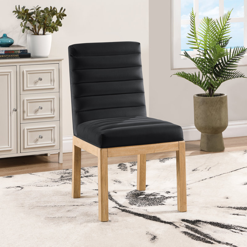 Chaise en velours Evelyn Lametra, Velours noir, Naturel