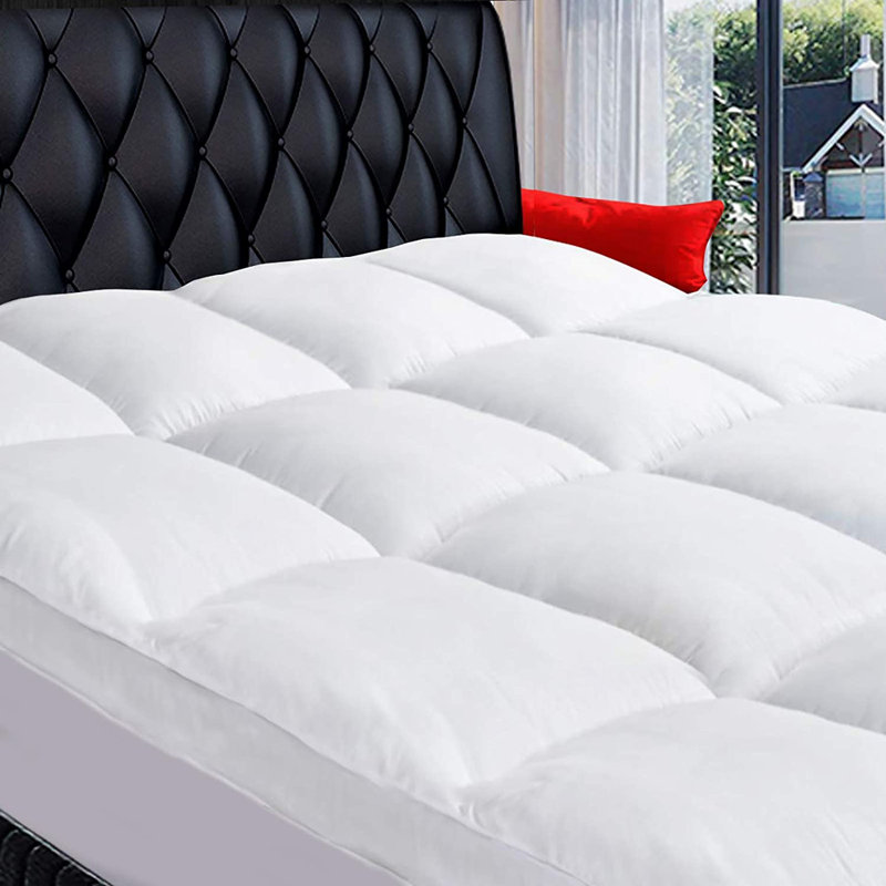 Surmatelas en polyester 3 po Jourdanton, Blanc, Complète
