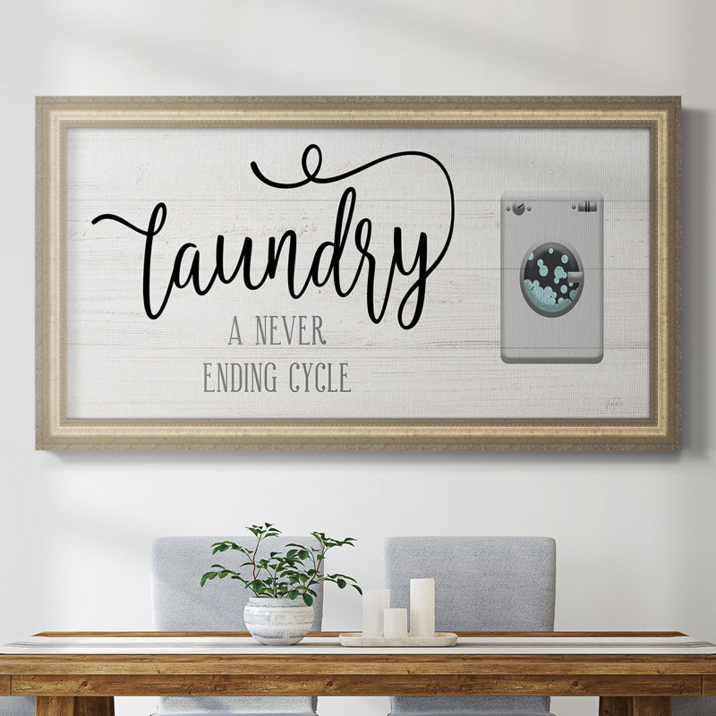 «Never Ending Laundry - Reproduction d'un seul cadre photo sur toile, H 21 po x l 37 po x P 2,5 po