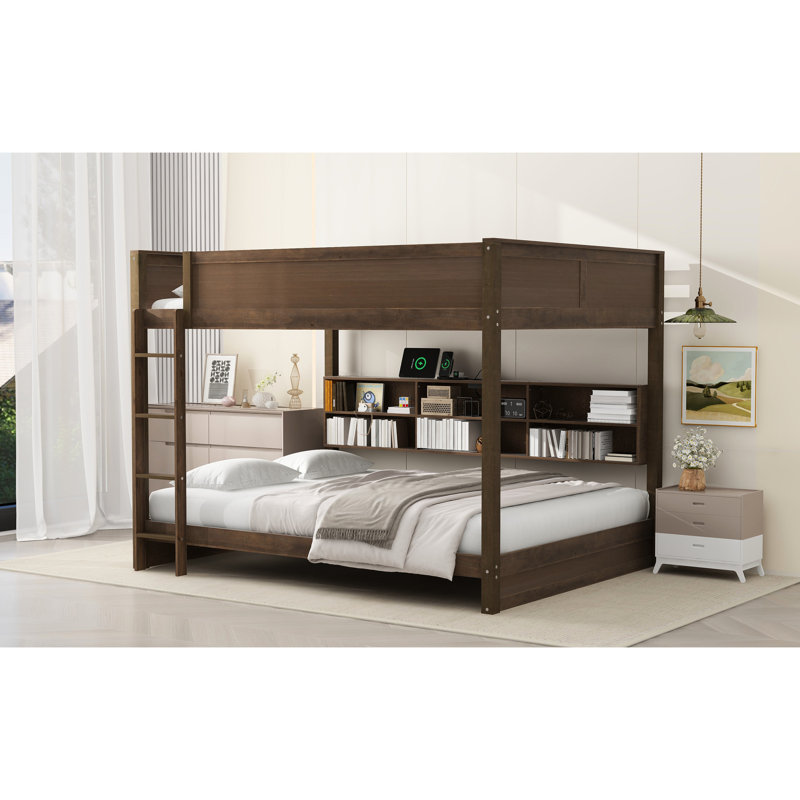 Grand lit superposé antique avec compartiments de rangement pratiques et spacieux, Bois