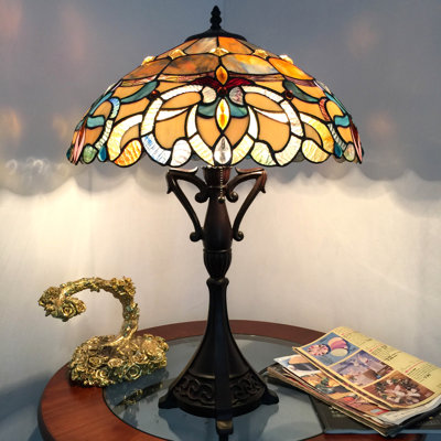 Suvi Resin Table Lamp