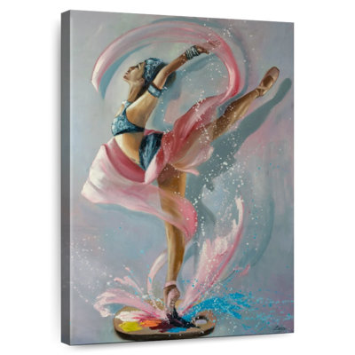 Enn Dancing Woman