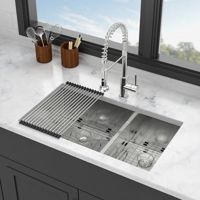 33X19x10" Undermount Double Bowl(60/40) Kitchen Sink - 16 Gauge With Two 10" Deep Basin