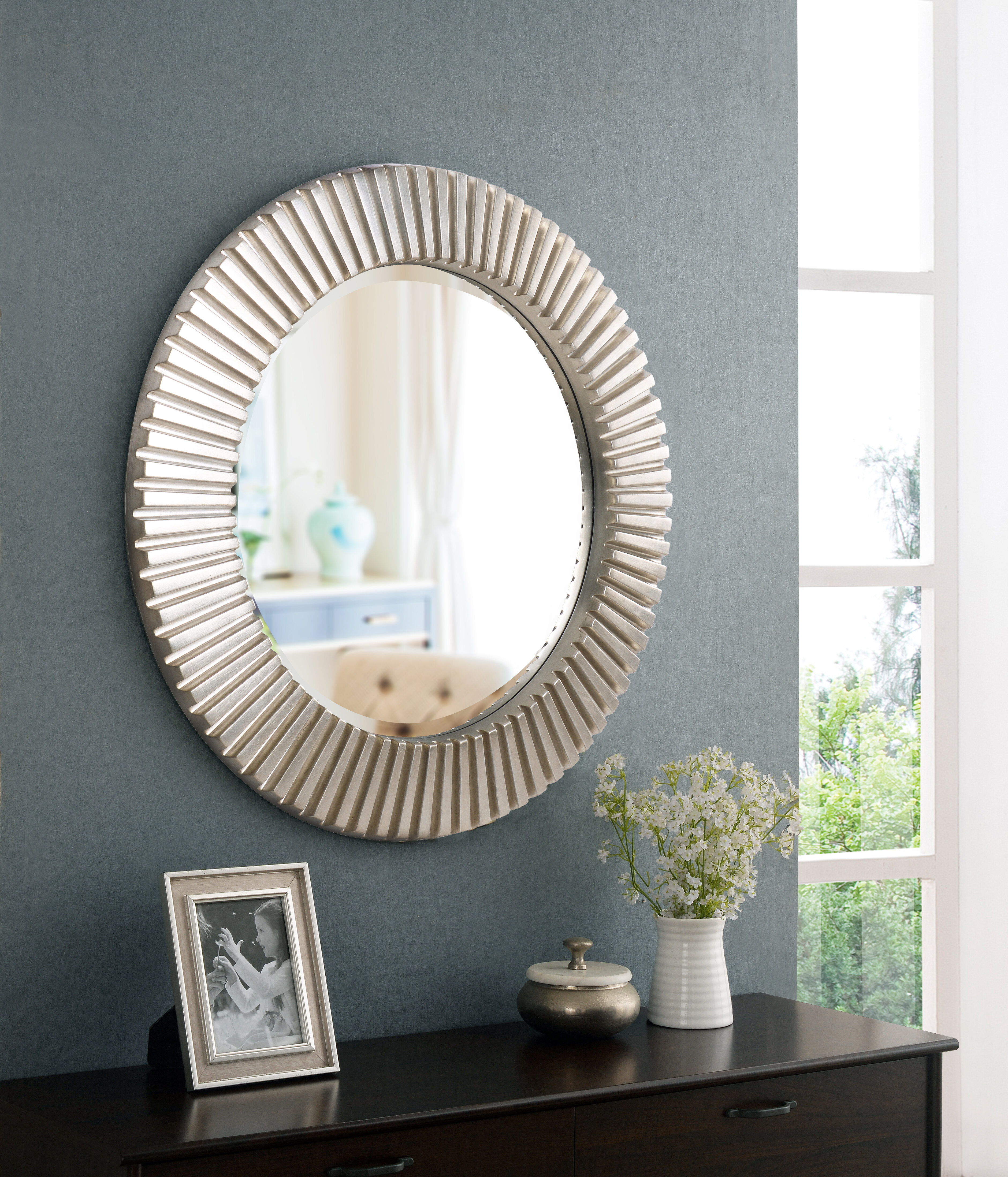 Quinton Round Decorative Mirror
