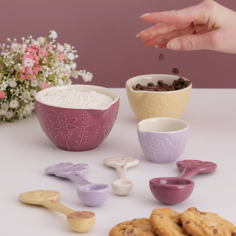 In The Meadow Measuring Kit-Set Of 7