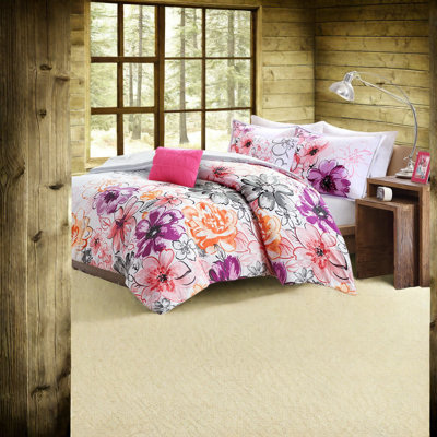 Cheerful Pink Floral Bedding Sets, Hypoallergenic Polyester, Stylish Bedroom Upgrade