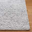 Tapis gris / ivoire en polyester touffeté à la main Innila-326685806
