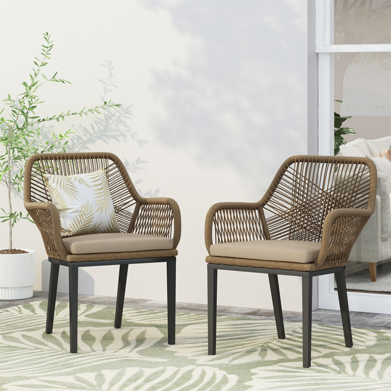 CHAISE RUSSELL