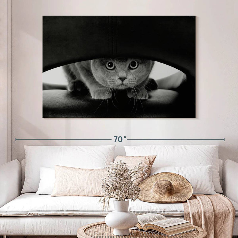 Brampt Peeking Cat, 26" H x 39" W