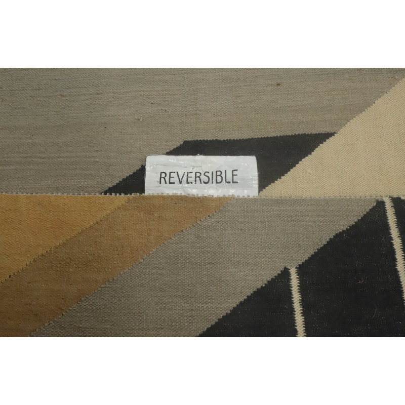 Tapis moderne kilim à teinture végétale 13 x 14