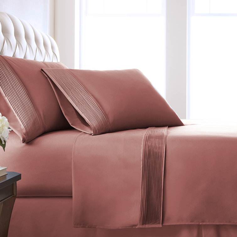 Vilano Springs  Extra Deep Pocket Bed Sheet Set with Pleated Hem Easy Care
