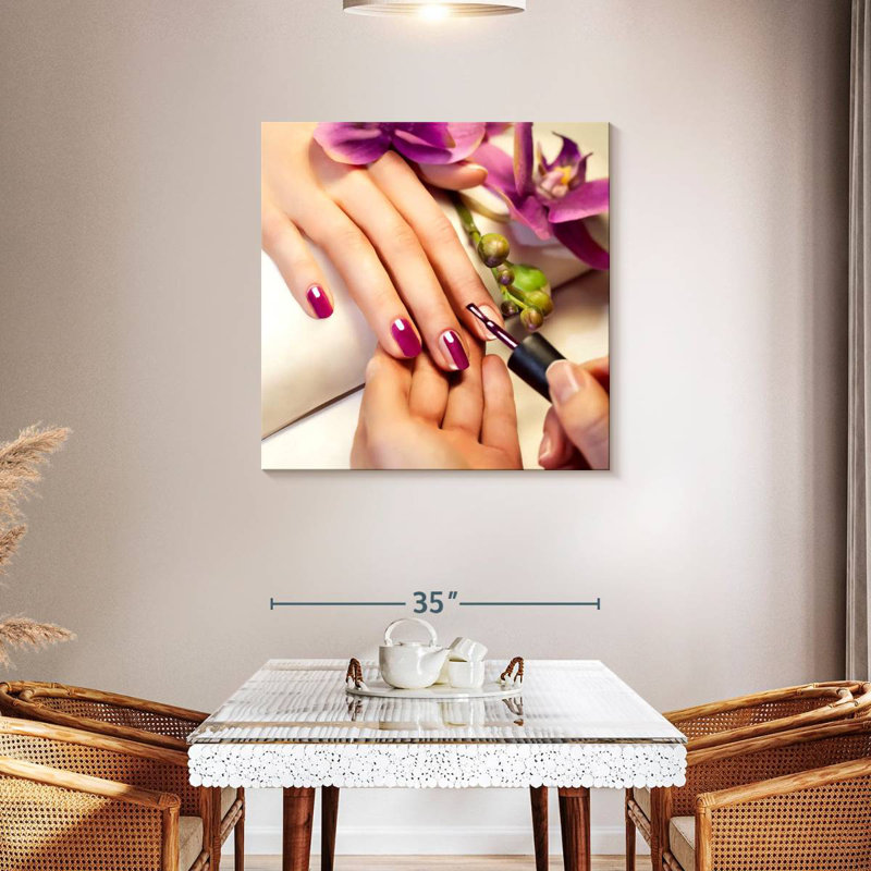 Clous d'inspiration orchidée, H 36 po x l 36 po