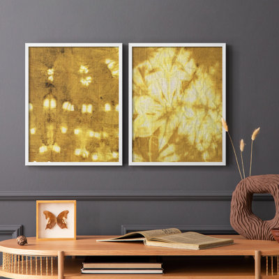 «Turmeric Sunrise I», reproduction encadrée de qualité supérieure - prête à être accrochée - aucun clou requis - aucun clou requis