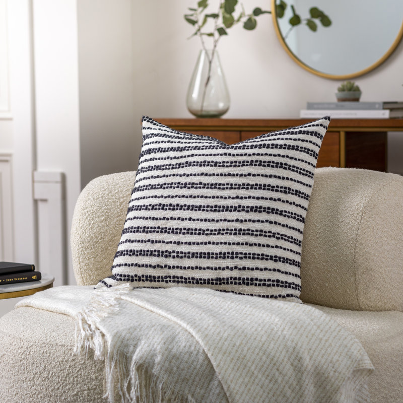 Coussin Amora, Blanc, 20 po x 20 po, Housse de coussin seulement - sans insert