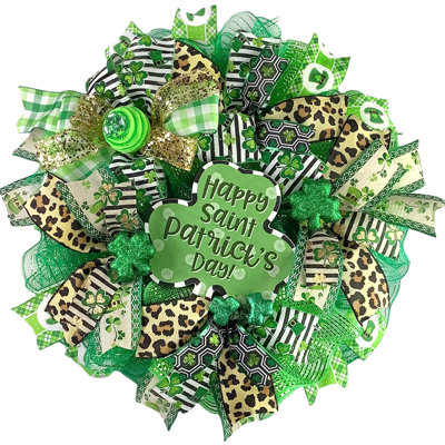Handcrafted 18'' Wreath