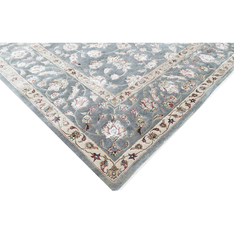 Hand-Knotted High-Quality Gray Area Rug