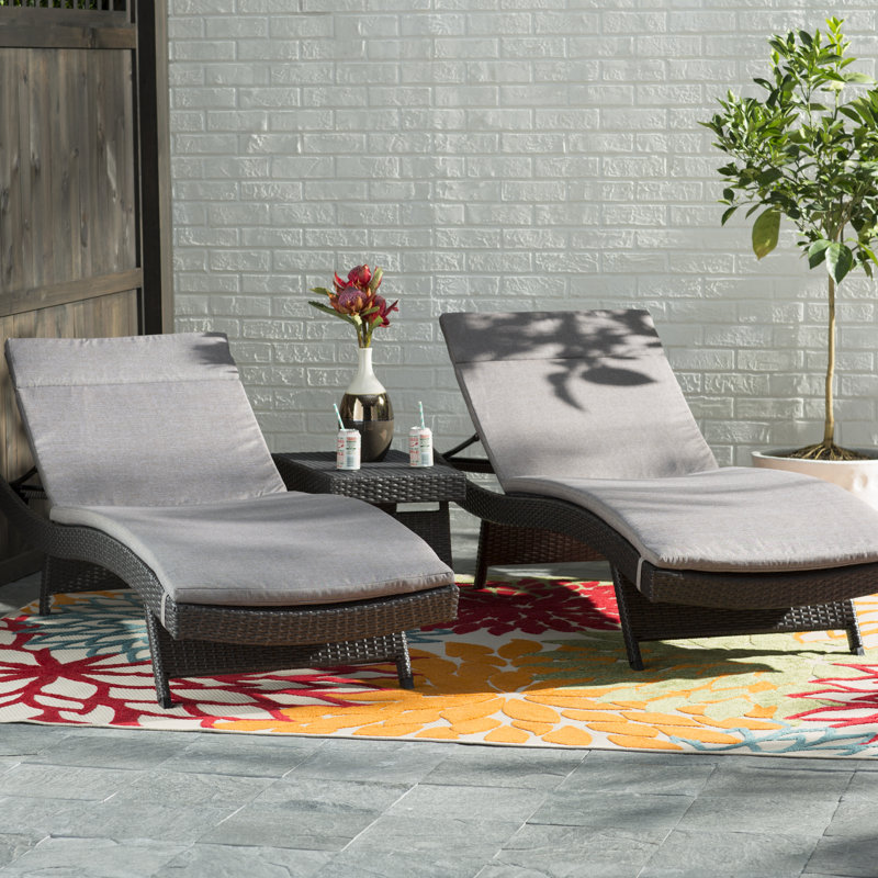 Ensemble de chaises longues inclinables 79,25 po avec coussins et table Brezza, Anthracite, Gris