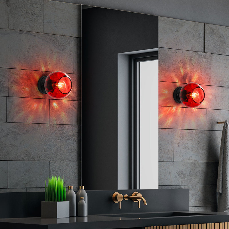 Lampe murale Celinda, rouge et noir, 5,9 x 7,1 x 5,9 pouces | Corps en métal durable, capuchon en verre | Douille E27, 40 W maximum (ampoule non incluse) | Certifié IP20, parfait pour les salons et les chambres à coucher, solution d'éclairage de maison élégante