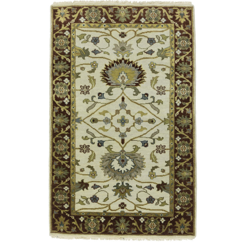 Tapis floral crème 3 pi 1 po x 4 pi 11 po