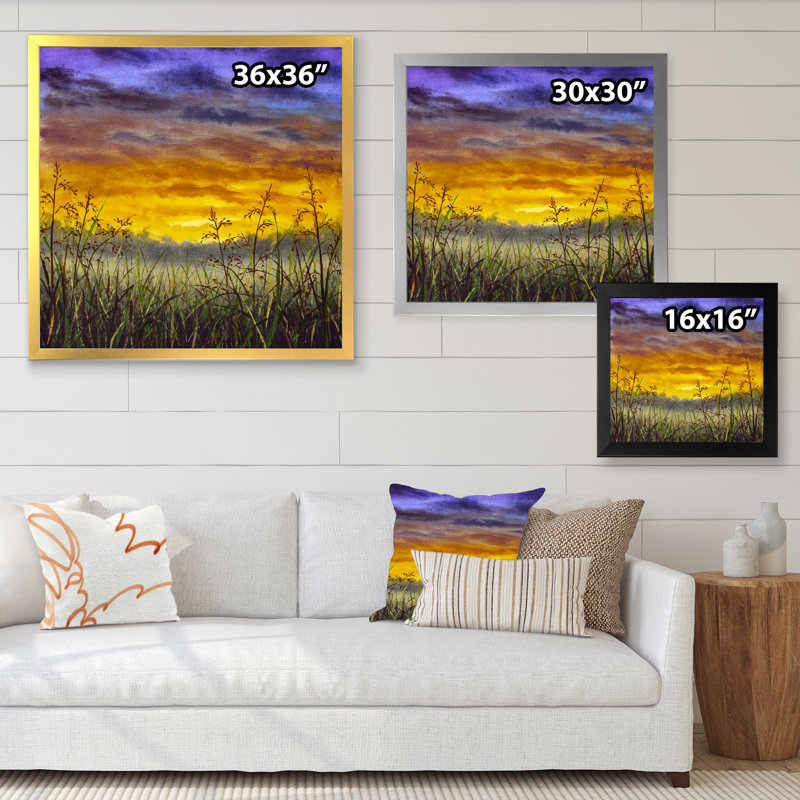 Coucher de soleil sur un champ d'herbe - Peinture, L 36 po x H 36 po, Impression dorée sur toile encadrée