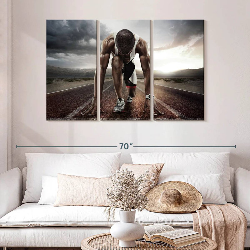 Sireci Track Sprinter, 32" H x 50" W