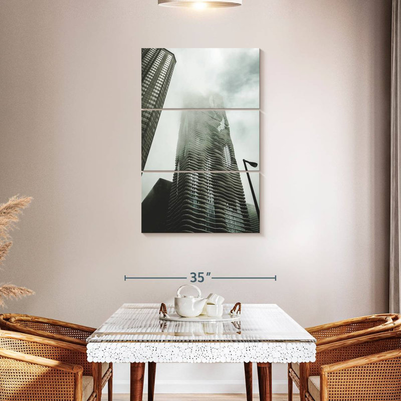 Lilie Chicago Skyscraper, 45" H x 28" W