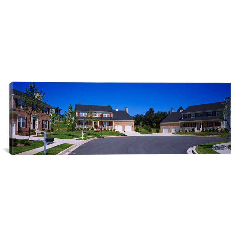 Maisons le long d'une route, Seaberry, Baltimore, Maryland par Panoramic Images - Impression sur toile tendue sur châssis
