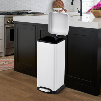 Poubelle de cuisine 8 gallons / 30 l, poubelle à pédale en acier inoxydable avec couvercle à fermeture en douceur et seaux intérieurs amovibles