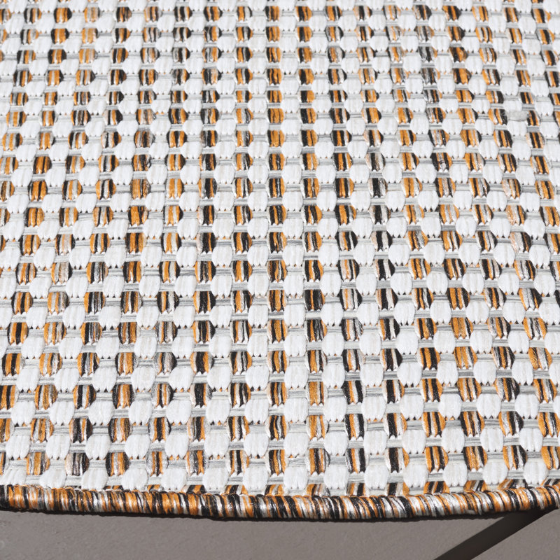 Brioni Performance Indoor/Outdoor Area Rug, Round 6'7"