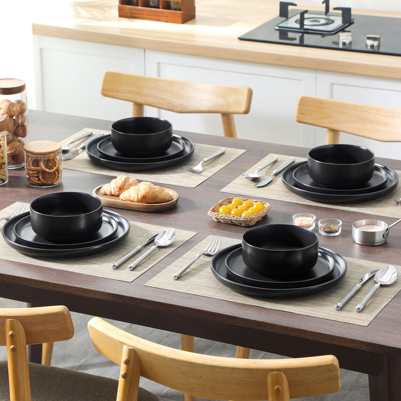 24 Piece Porcelain China Dinnerware Set - Service for 8 