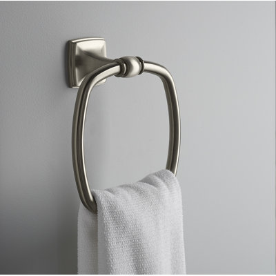 Grand Towel Ring