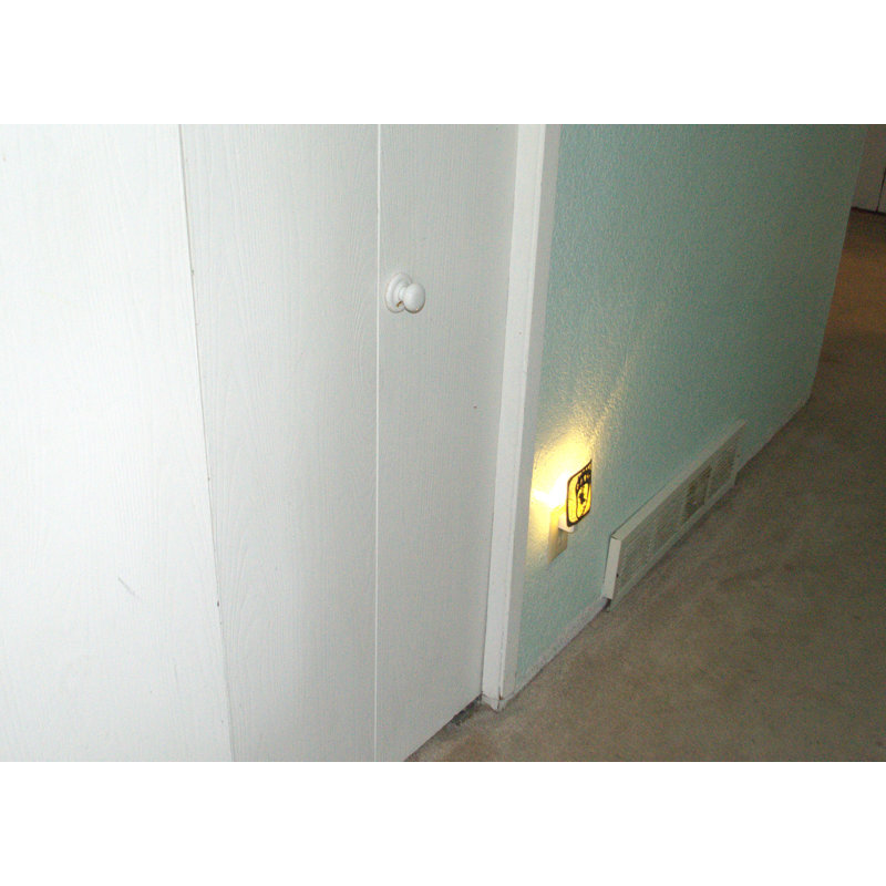 BEAR CLAW NIGHT LIGHT