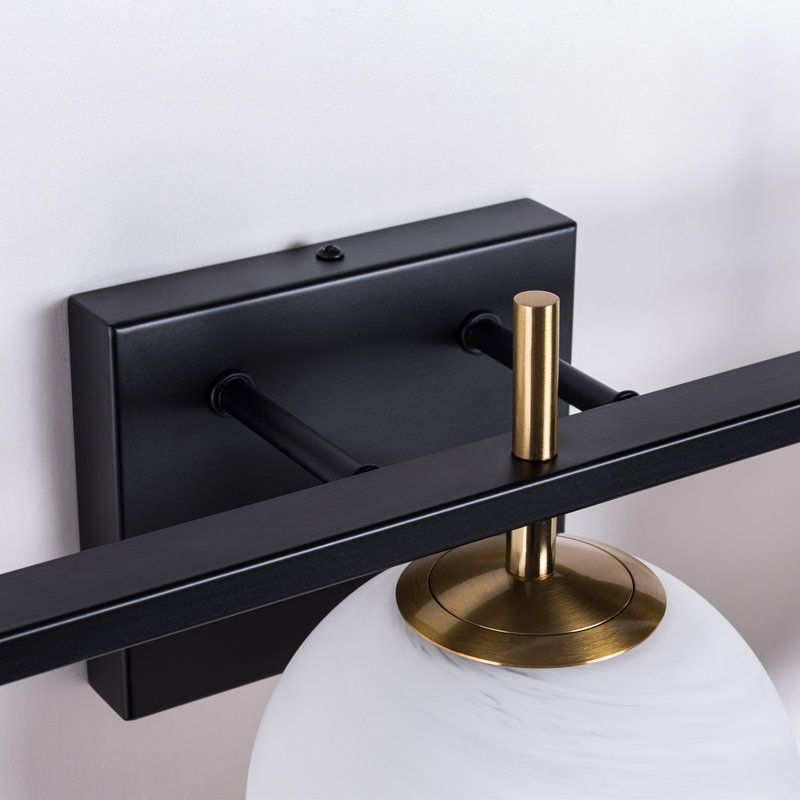 Éclairage pour meuble-lavabo à intensité variable Lio, Noir mat / or poli, 2