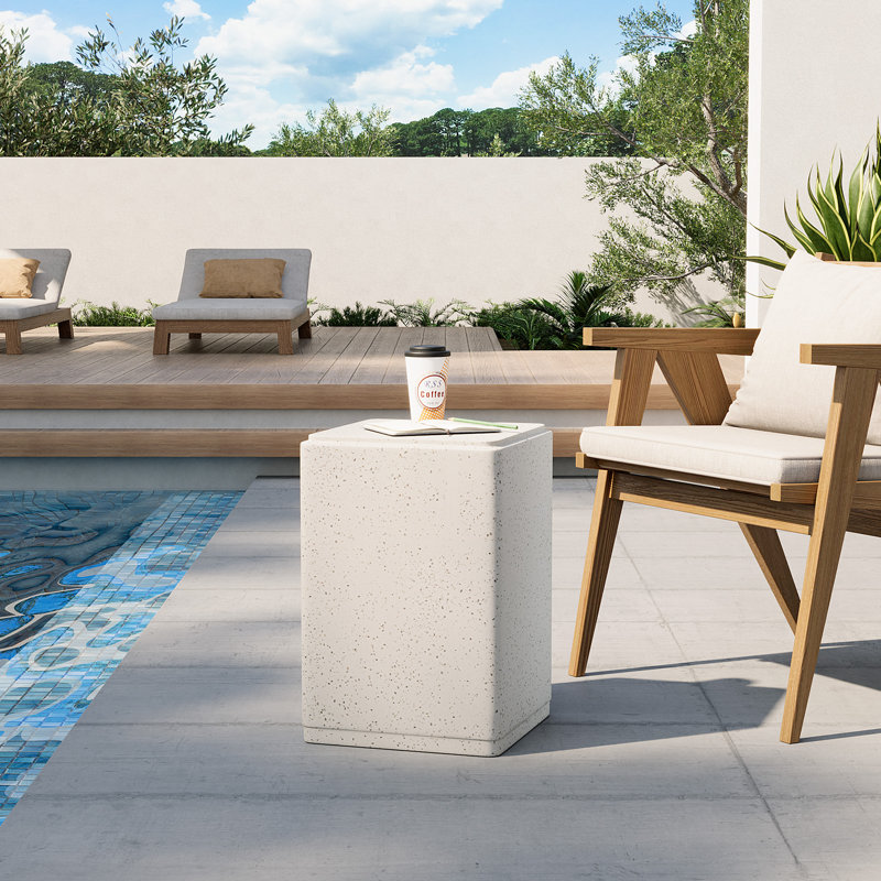 14 "W Square Concrete Side Table